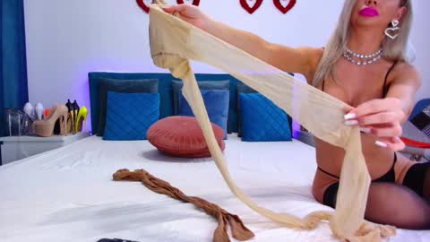 moniquebliss online show from March 11, 2025, 4:43 am