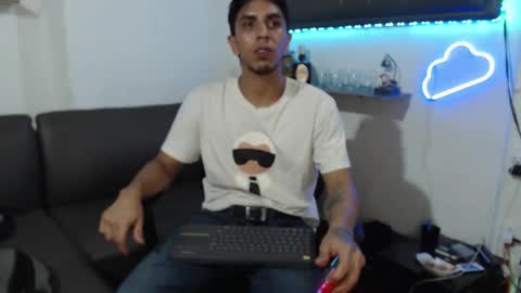 Snapshot of monkey_uchiha77 chatting on February 22, 2025, 9:34 am simon dice online show from February 22, 2025, 9:34 am