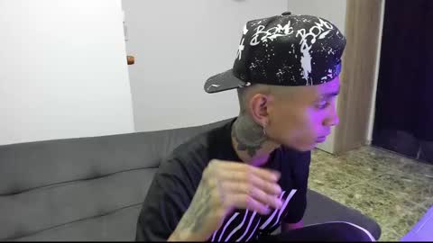 Snapshot of monkeyd_66 chatting on December 12, 2024, 10:02 am monkeyd_66 online show from December 12, 2024, 10:02 am