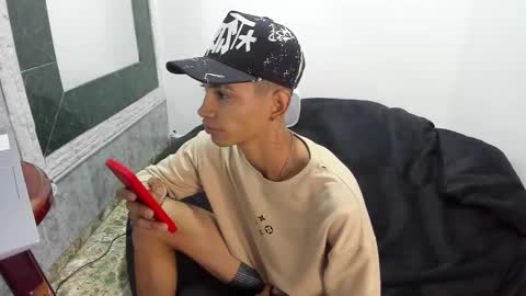 Snapshot of monkeyd_66 chatting on February 16, 2025, 2:43 pm monkeyd_66 online show from February 16, 2025, 2:43 pm