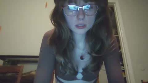monkeygirl9 come play with me slut daddy bad spanking cute girl submissive online show from February 6, 2026, 5:23 am