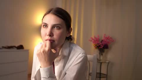 Snapshot of monniewisener chatting on November 12, 2025, 2:06 pm Jenny online show from November 12, 2025, 2:06 pm