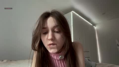 Snapshot of monnymoonn chatting on March 25, 2026, 7:47 am Mary online show from March 25, 2026, 7:47 am