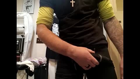 Snapshot of monrod2517 chatting on December 9, 2024, 9:39 am monrod2517 online show from December 9, 2024, 9:39 am