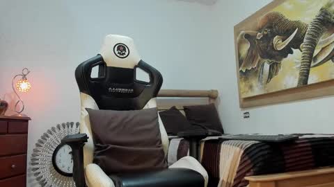 monsoon_the_best online show from March 19, 2026, 4:16 am