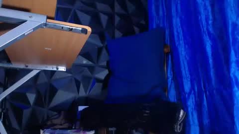 Snapshot of monster_huge_cock chatting on October 10, 2025, 4:44 am dorian online show from October 10, 2025, 4:44 am