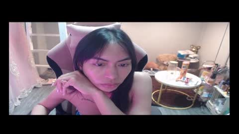 ELYSE A SIMPLE GIRL online show from March 3, 2026, 9:15 am