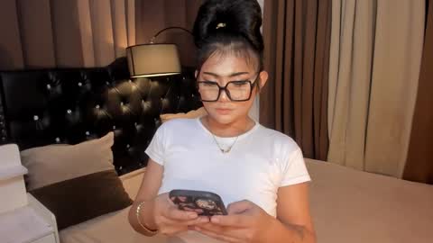 Snapshot of monstrouscockdivaontop chatting on January 19, 2025, 6:00 pm Ruthie online show from January 19, 2025, 6:00 pm