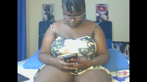 Snapshot of montel22 chatting on March 11, 2025, 4:40 pm montel22 online show from March 11, 2025, 4:40 pm
