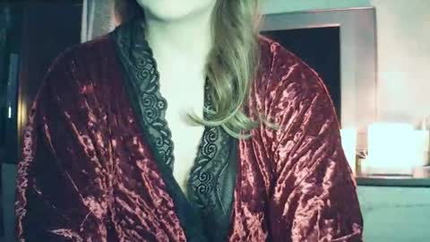 moodiemira online show from February 14, 2026, 4:37 pm