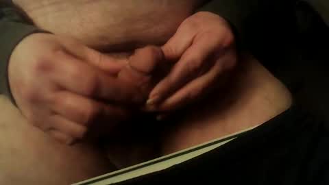 moodyblue550 online show from December 16, 2025, 8:52 am