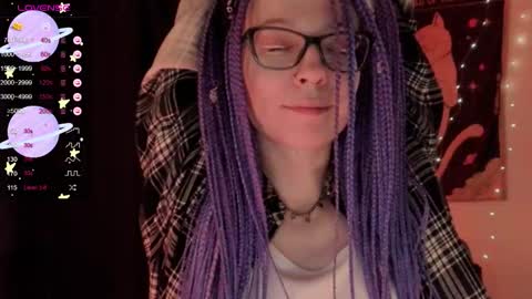 Snapshot of moon__girl chatting on October 9, 2025, 3:32 pm Roxy online show from October 9, 2025, 3:32 pm