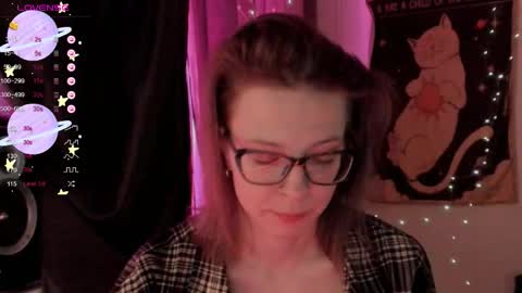 Snapshot of moon__girl chatting on October 19, 2025, 6:19 pm Roxy online show from October 19, 2025, 6:19 pm