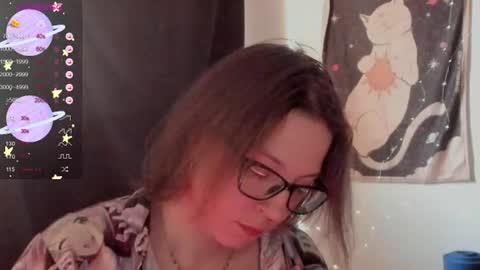 Snapshot of moon__girl chatting on July 5, 2026, 6:15 pm Roxy online show from July 5, 2026, 6:15 pm