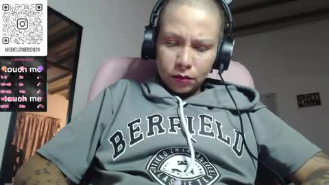 Snapshot of moon_cat85 chatting on March 6, 2025, 2:19 am Luna online show from March 6, 2025, 2:19 am