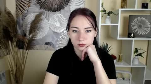 Diana online show from October 6, 2025, 7:44 pm