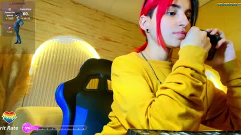 Snapshot of moon_red_r chatting on June 25, 2026, 1:04 pm Moon online show from June 25, 2026, 1:04 pm