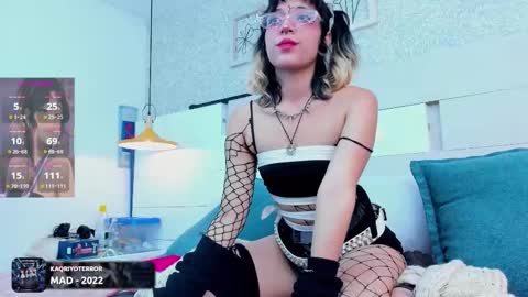 Moon Anggel online show from January 10, 2026, 8:10 pm