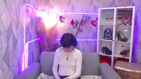 Charlotte online show from November 7, 2025, 8:09 pm