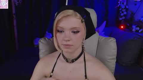 Snapshot of moonlight_mia chatting on June 20, 2026, 5:38 pm Mia online show from June 20, 2026, 5:38 pm