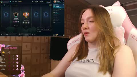 Katrin online show from October 19, 2025, 8:53 pm