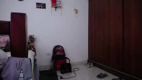 moonlunita online show from March 25, 2026, 8:48 pm