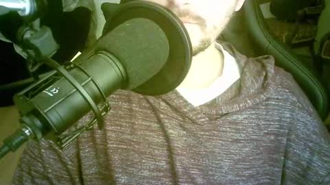 Snapshot of moonsire chatting on January 4, 2025, 5:16 pm Moonsire online show from January 4, 2025, 5:16 pm