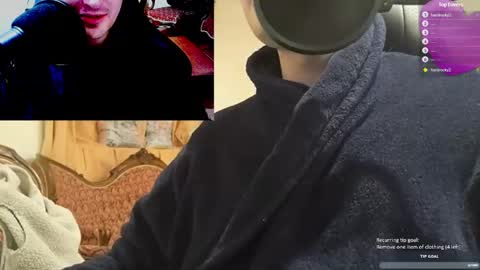 Snapshot of moonsire chatting on January 6, 2025, 6:10 pm Moonsire online show from January 6, 2025, 6:10 pm