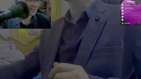 Snapshot of moonsire chatting on January 9, 2025, 3:12 pm Moonsire online show from January 9, 2025, 3:12 pm