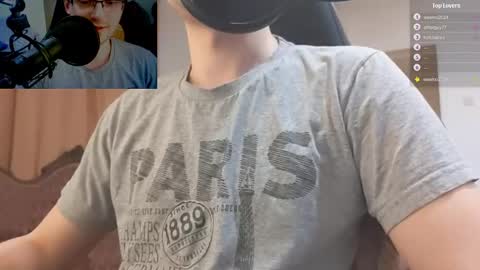 Snapshot of moonsire chatting on January 16, 2025, 9:08 pm Moonsire online show from January 16, 2025, 9:08 pm