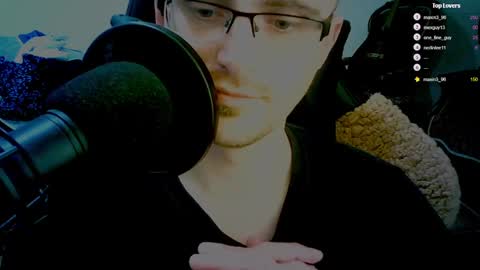 Snapshot of moonsire chatting on January 18, 2025, 11:44 pm Moonsire online show from January 18, 2025, 11:44 pm