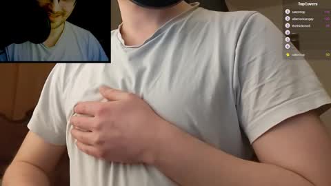 Snapshot of moonsire chatting on January 24, 2025, 3:43 am Moonsire online show from January 24, 2025, 3:43 am