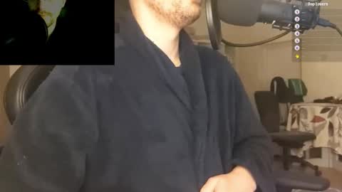 Snapshot of moonsire chatting on January 28, 2025, 7:53 am Moonsire online show from January 28, 2025, 7:53 am