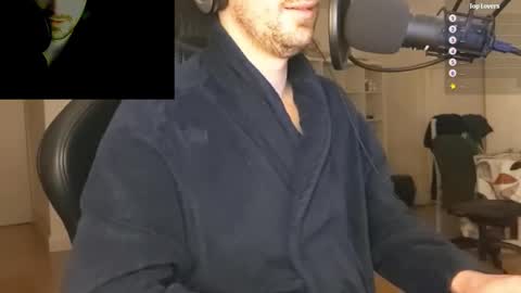 Snapshot of moonsire chatting on January 30, 2025, 5:19 am Moonsire online show from January 30, 2025, 5:19 am