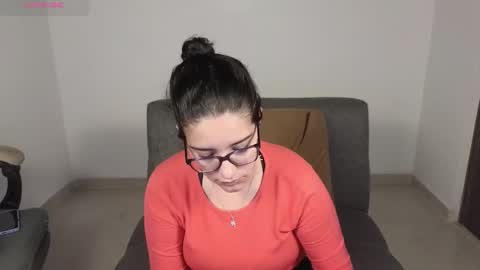 Moon Woman online show from October 11, 2025, 3:28 am