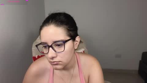 Moon Woman online show from December 21, 2025, 3:57 am