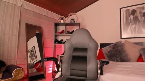 Michelle online show from October 29, 2025, 12:29 pm