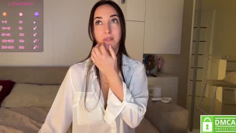 Snapshot of moorekatty chatting on December 11, 2024, 8:50 pm Please call my Kattypvt 60 tk in minut open Free Lovense control in pvt online show from December 11, 2024, 8:50 pm