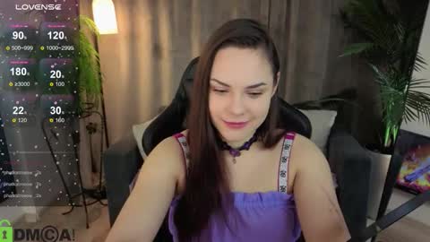 morana_01 online show from December 15, 2025, 4:11 pm