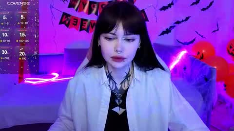 Morana online show from November 1, 2025, 2:02 am