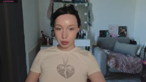 Snapshot of moranagoddess chatting on April 1, 2026, 1:41 pm Morana follow my boosty online show from April 1, 2026, 1:41 pm