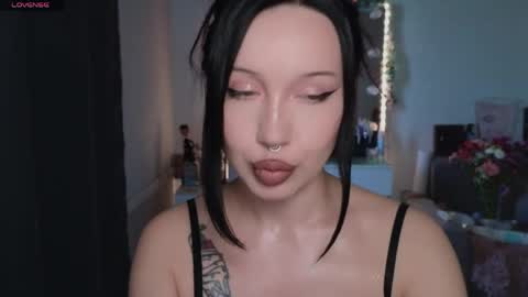 Snapshot of moranagoddess chatting on April 2, 2026, 2:26 pm Morana follow my boosty online show from April 2, 2026, 2:26 pm