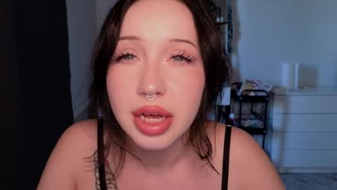 Snapshot of moranagoddess chatting on May 8, 2026, 2:00 pm Morana follow my boosty online show from May 8, 2026, 2:00 pm
