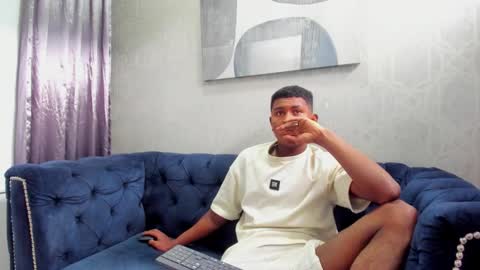 Mmorenito online show from November 1, 2025, 7:49 pm