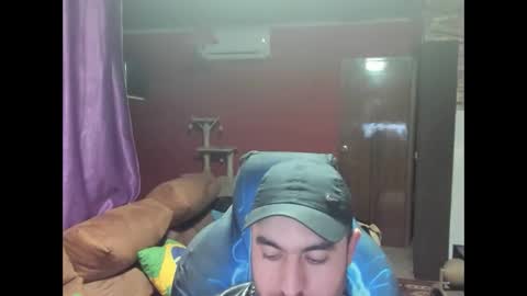 morenovlc848489 online show from April 15, 2026, 8:09 pm