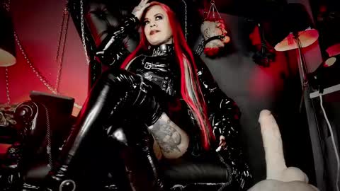 Snapshot of morganacrowley_ chatting on February 14, 2026, 12:24 pm Morgana online show from February 14, 2026, 12:24 pm