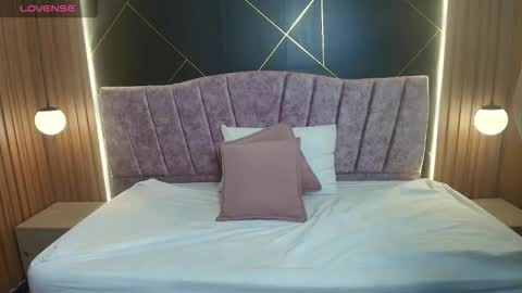 Moriah online show from March 10, 2026, 12:10 pm