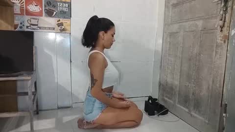 Snapshot of morochafit chatting on February 28, 2025, 1:47 am Karolina online show from February 28, 2025, 1:47 am