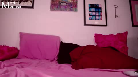 Snapshot of mortalmedusa chatting on February 15, 2025, 3:20 am Medusa the Snake Goddess online show from February 15, 2025, 3:20 am