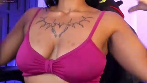 Snapshot of morticia_420 chatting on June 18, 2026, 8:02 pm morticia_420 online show from June 18, 2026, 8:02 pm